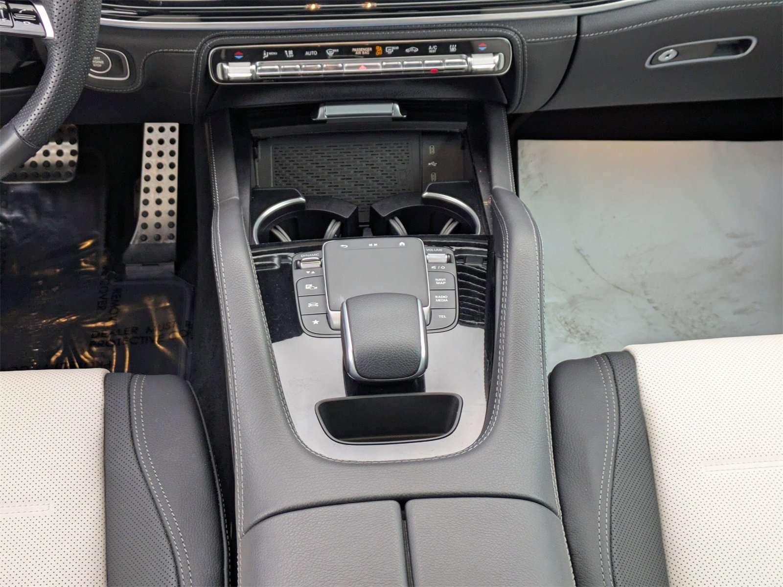 Used 2024 Mercedes-Benz GLE 450e 4MATIC image 21