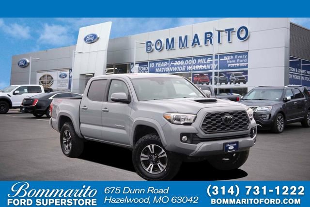 Used 2018 Toyota Tacoma TRD Sport AWD/4WD image 1
