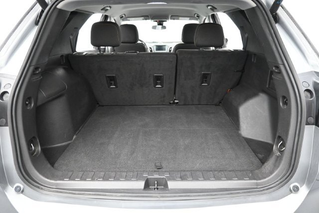 Used 2024 Chevrolet Equinox LT FWD image 28