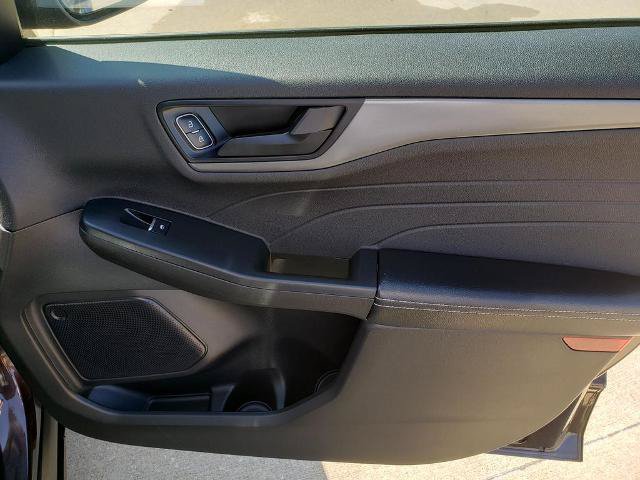 Certified 2023 Ford Escape Active AWD/4WD image 19