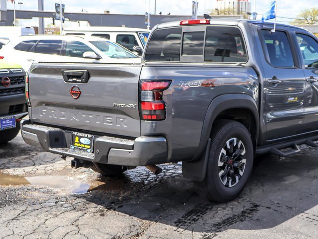 Used 2022 Nissan Frontier PRO-4X w/ Technology Package AWD/4WD image 9