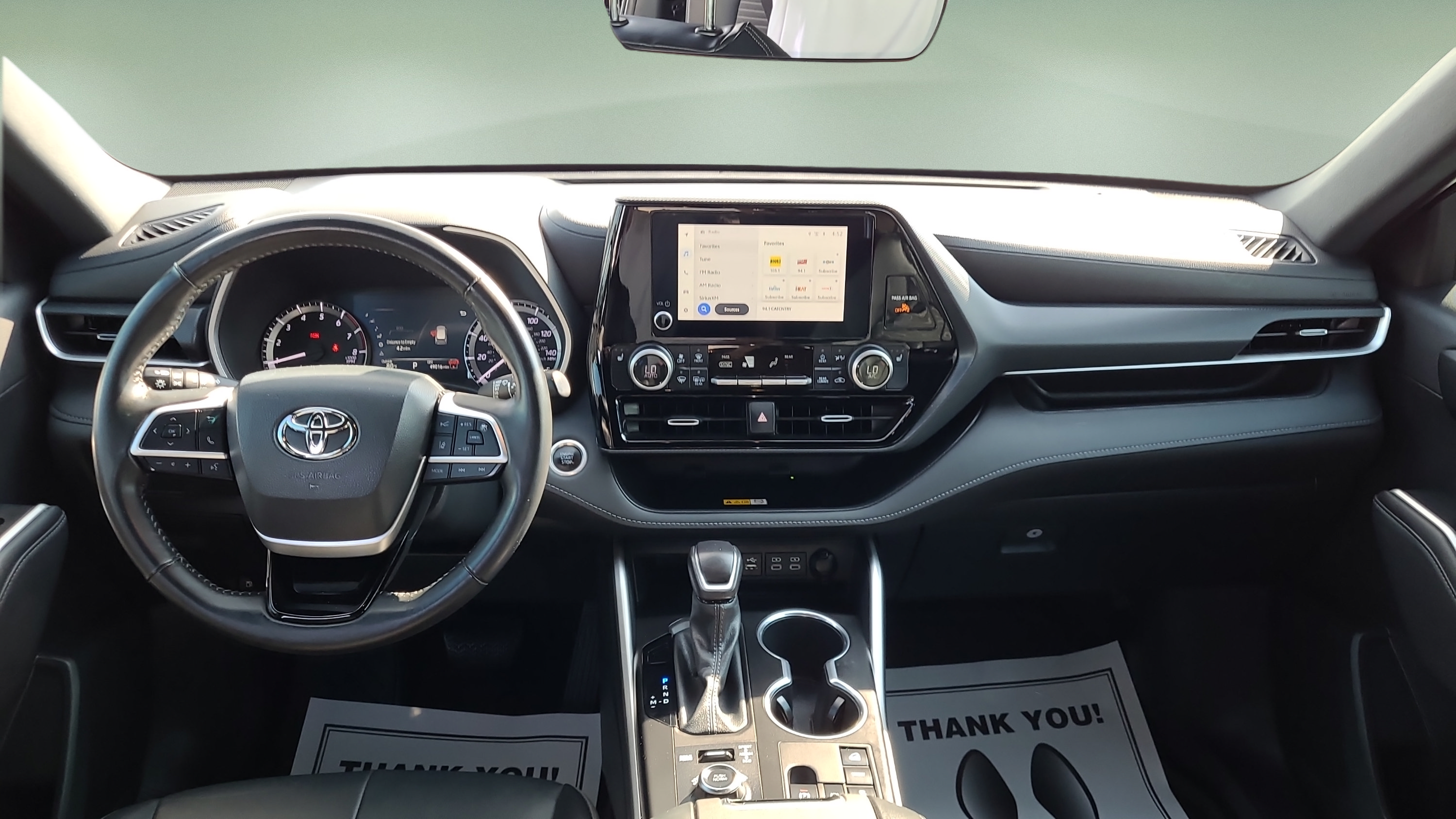 Used 2024 Toyota Highlander XSE AWD/4WD image 15