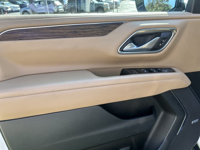 Used 2024 Chevrolet Tahoe Premier AWD/4WD image 23