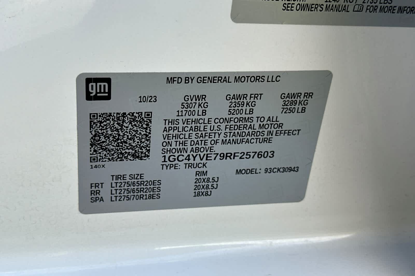 Used 2024 Chevrolet Silverado 3500 High Country AWD/4WD image 27