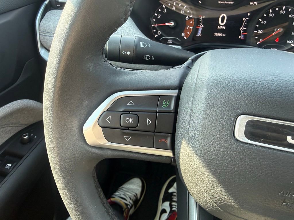 Used 2023 Jeep Compass Latitude w/ Convenience Group AWD/4WD image 14