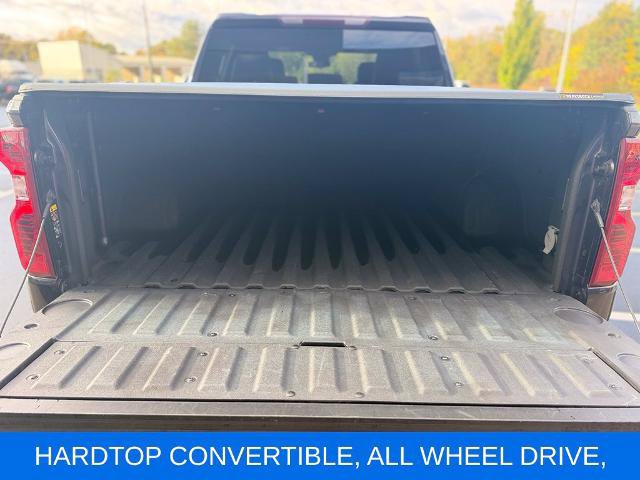 Used 2022 Chevrolet Silverado 1500 Custom Trail Boss AWD/4WD image 6