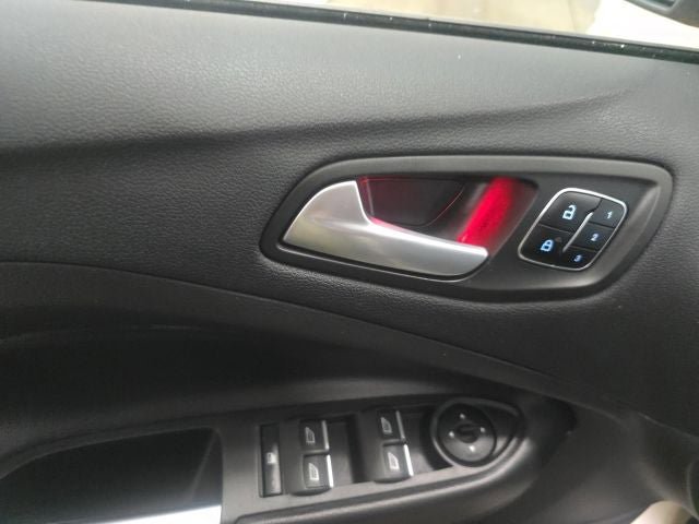 Certified 2017 Ford Escape Titanium FWD image 17