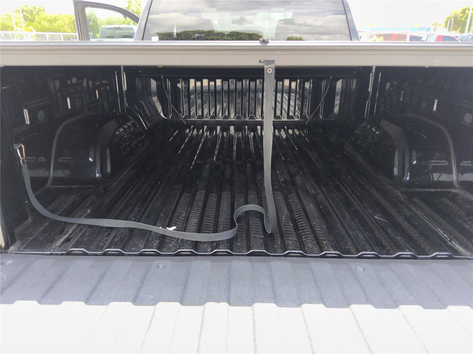 Used 2021 Chevrolet Silverado 1500 Custom w/ LPO, Dark Essentials Package RWD image 18