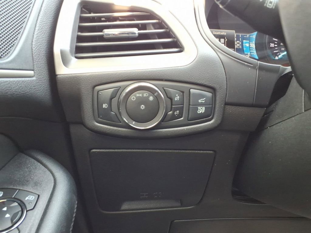 Certified 2023 Ford Edge SEL w/ Convenience Package AWD/4WD image 14