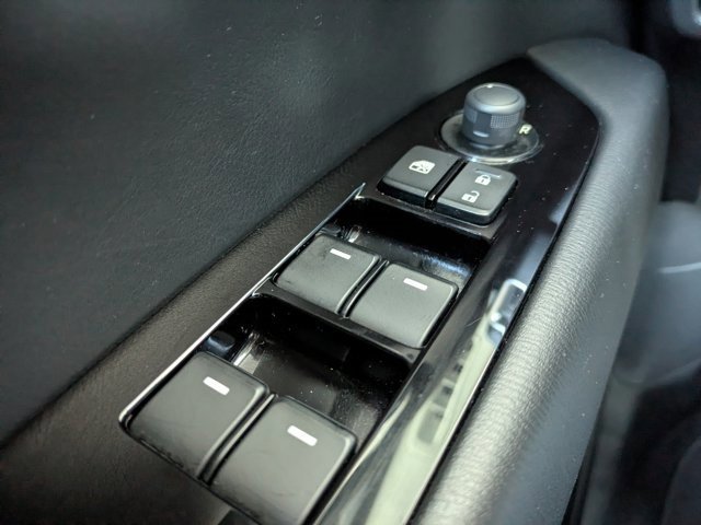 Used 2022 MAZDA CX-5 AWD 2.5 S w/ Preferred Package image 23