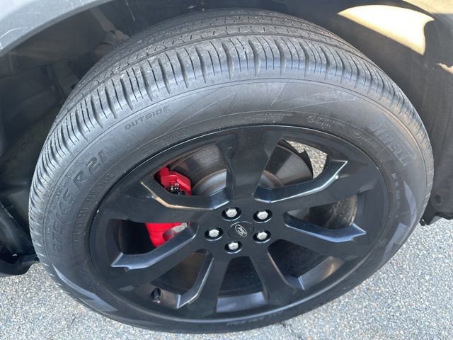 Certified 2022 Ford Explorer ST w/ ST Street Pack image 9