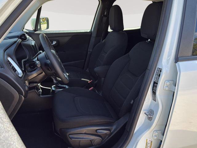 Used 2020 Jeep Renegade Latitude image 12