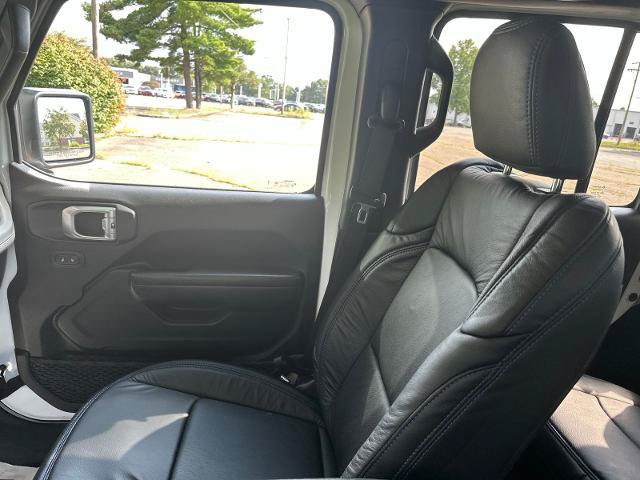 Used 2024 Jeep Wrangler Unlimited Rubicon AWD/4WD image 18