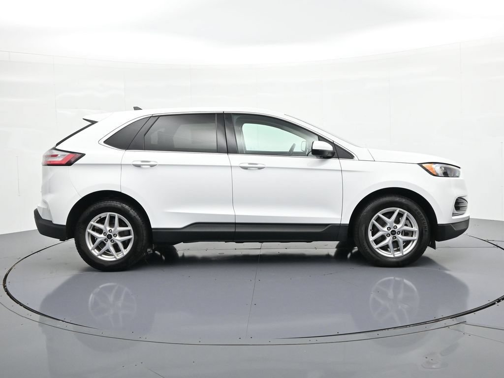 Certified 2024 Ford Edge SEL AWD/4WD image 5