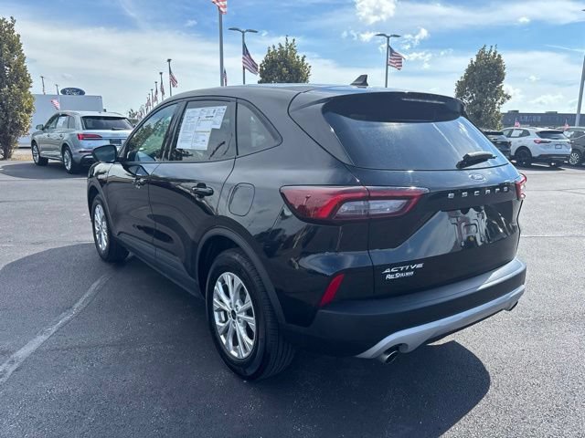 Certified 2026 Ford Escape Active FWD image 8