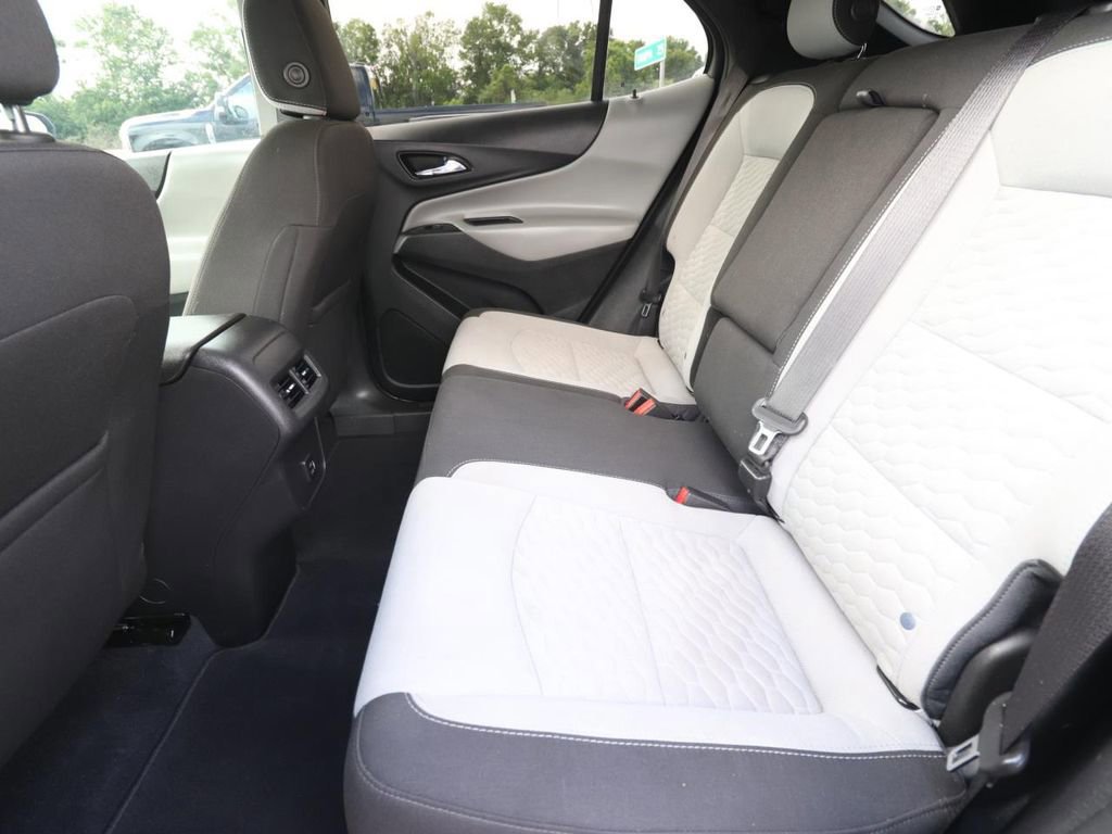 Used 2020 Chevrolet Equinox LS w/ LS Convenience Package image 13