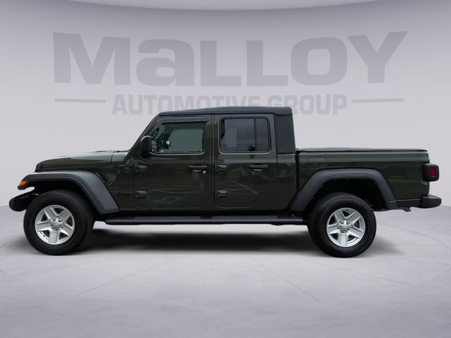 Used 2023 Jeep Gladiator Sport AWD/4WD image 2