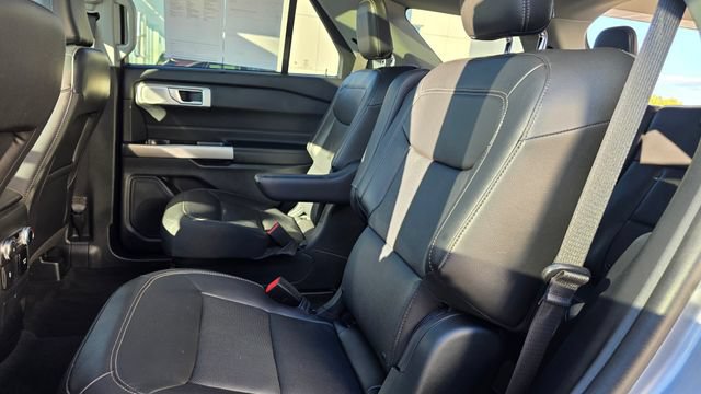 Certified 2023 Ford Explorer Limited w/ Limited Technology Package AWD/4WD image 29