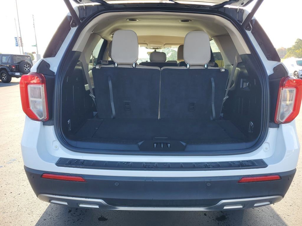 Certified 2023 Ford Explorer XLT w/ Equipment Group 202A image 26