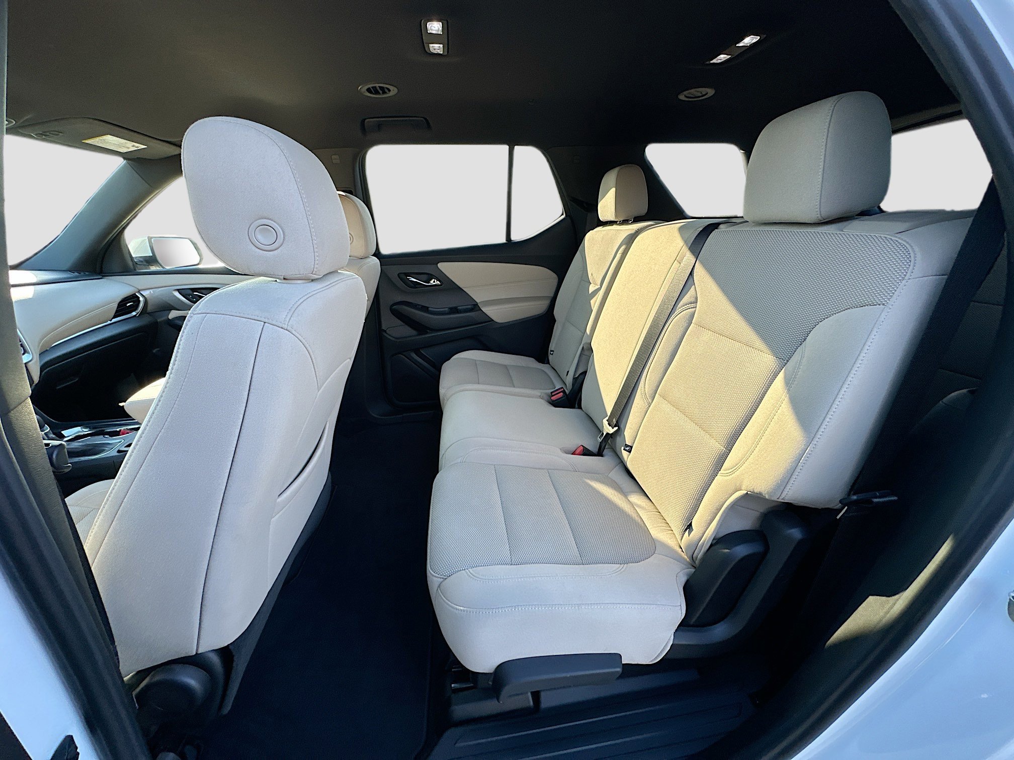 Used 2023 Chevrolet Traverse LS w/ Midnight/Sport Edition image 21