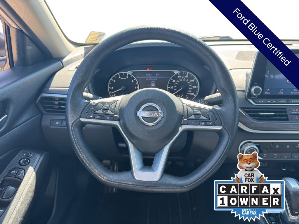 Used 2025 Nissan Altima 2.5 SV FWD image 16