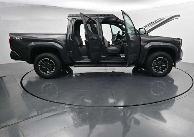Used 2024 Toyota Tacoma TRD Sport w/ TRD Sport Upgrade Package AWD/4WD image 40
