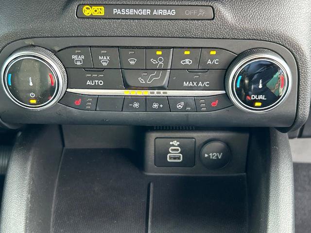 Certified 2025 Ford Escape ST-Line Select AWD/4WD image 15
