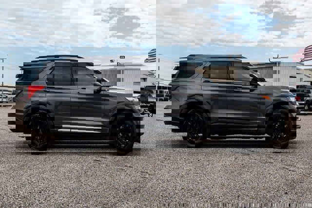 Certified 2020 Ford Explorer XLT image 2