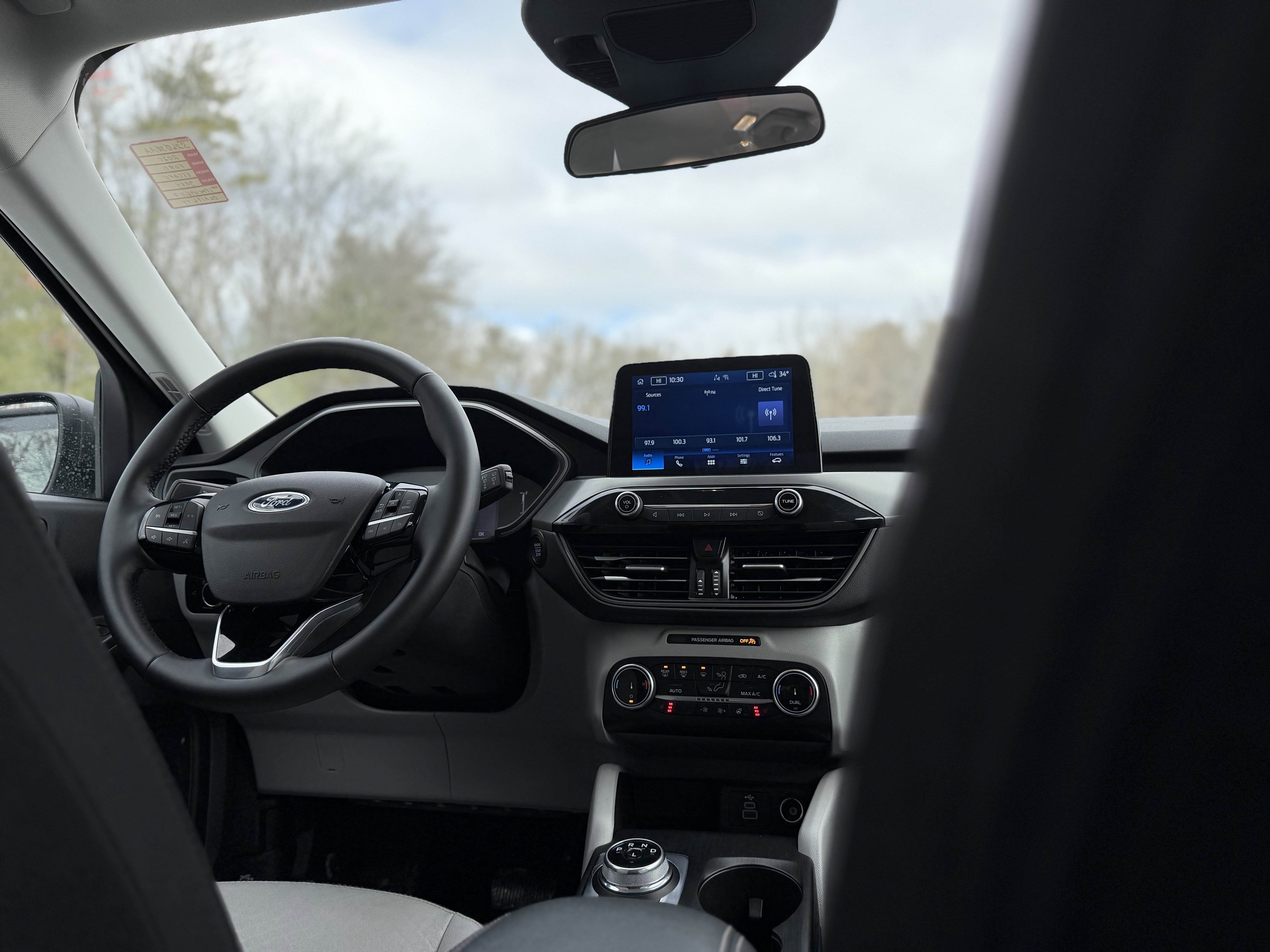 Certified 2025 Ford Escape Active w/ Cold Weather Package image 2