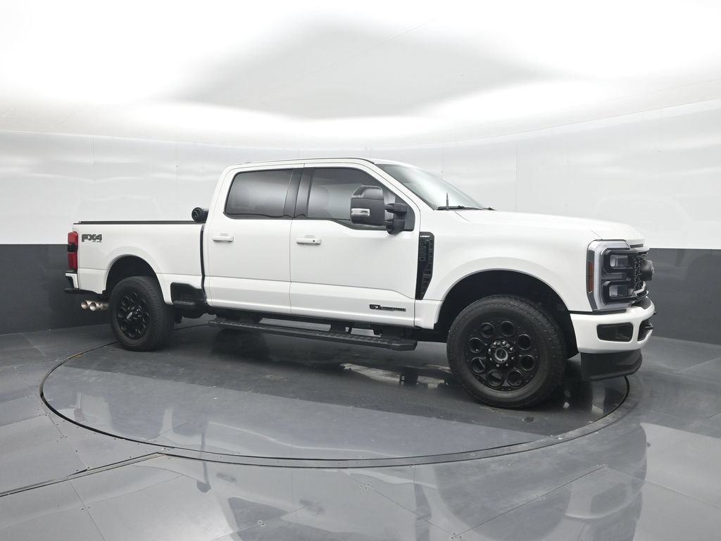 Certified 2025 Ford F250 Lariat w/ Black Appearance Package AWD/4WD image 11