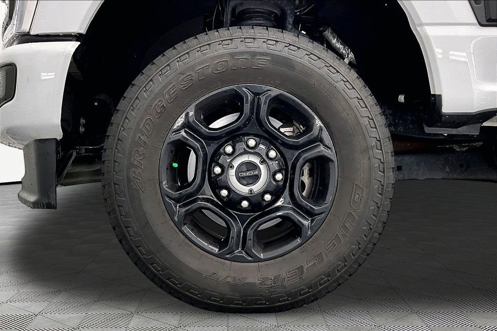Certified 2024 Ford F250 XL w/ STX Appearance Package AWD/4WD image 8