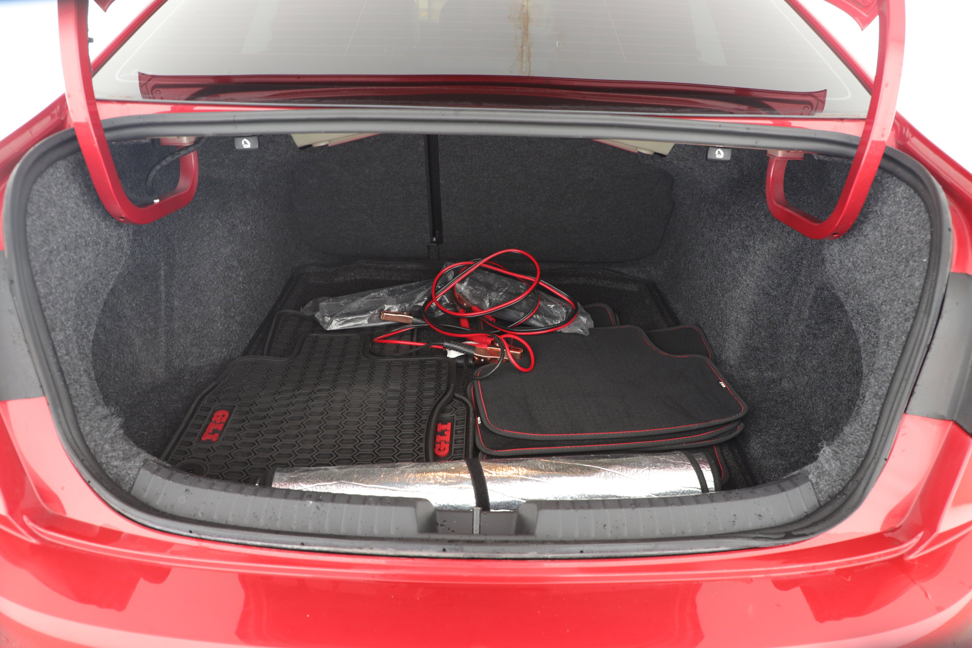 Used 2025 Volkswagen Jetta GLI Autobahn image 5