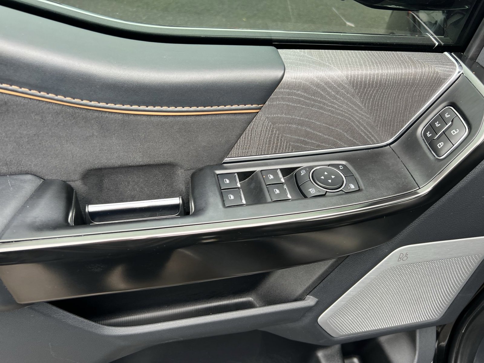 Certified 2023 Ford F150 Platinum w/ Equipment Group 701A High image 23