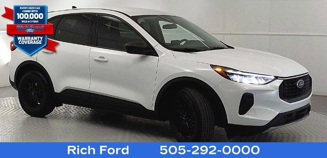 Certified 2025 Ford Escape Active FWD image 1
