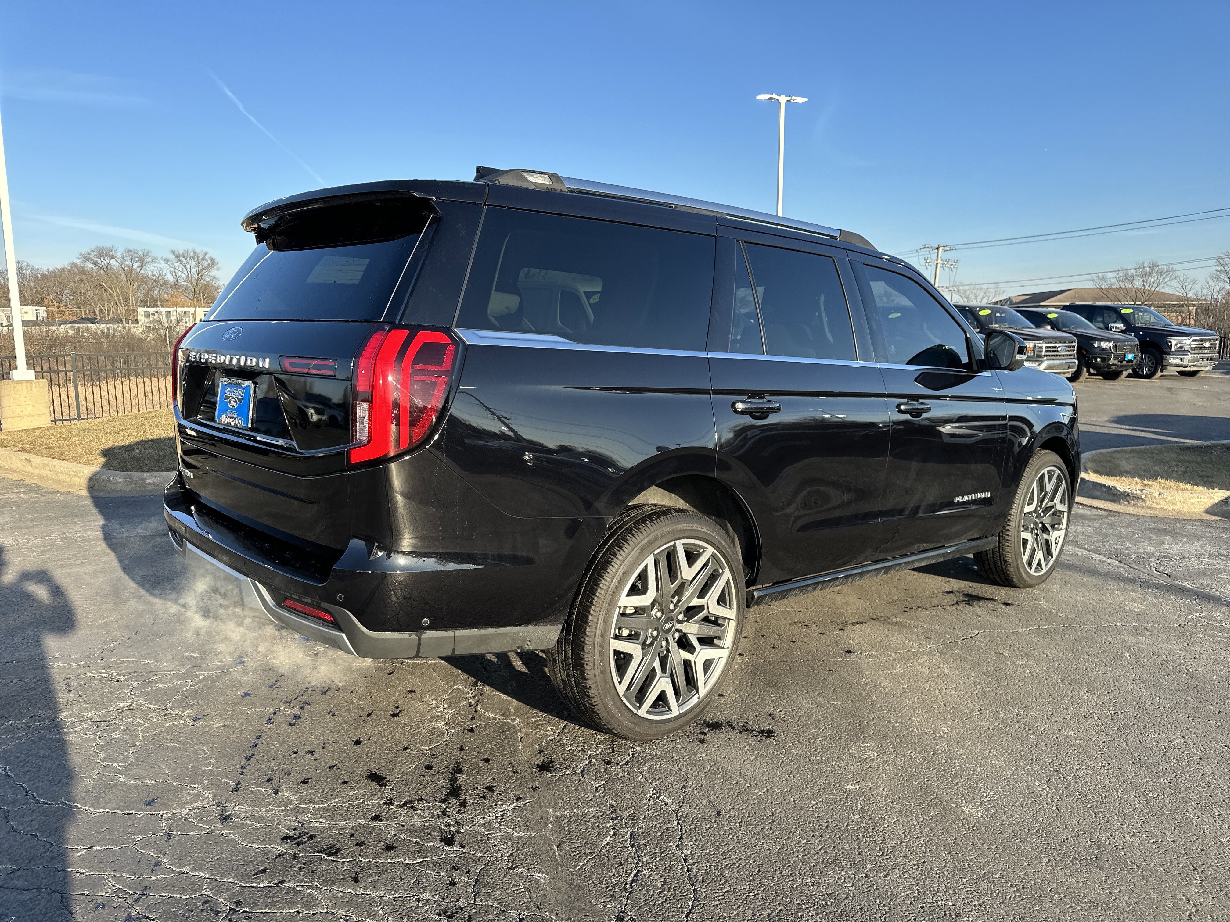 Certified 2025 Ford Expedition Platinum w/ Platinum Ultimate Package image 3