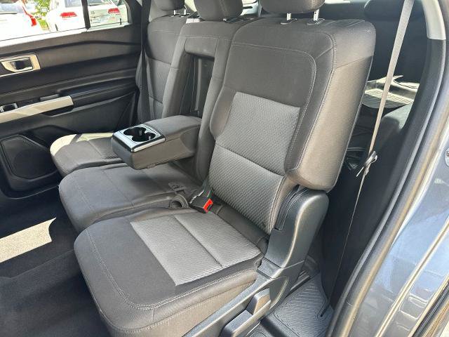 Certified 2024 Ford Explorer XLT AWD/4WD image 7