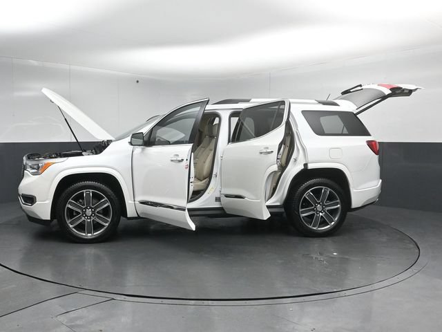 Used 2019 GMC Acadia Denali w/ Technology Package FWD image 57