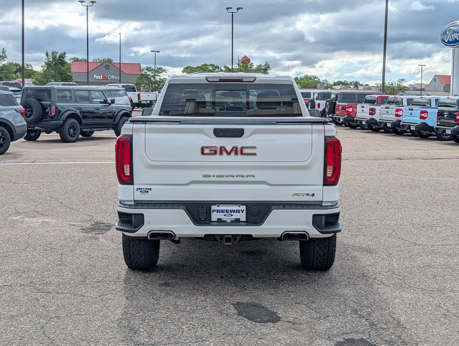 Used 2019 GMC Sierra 1500 AT4 w/ AT4 Premium Package AWD/4WD image 6