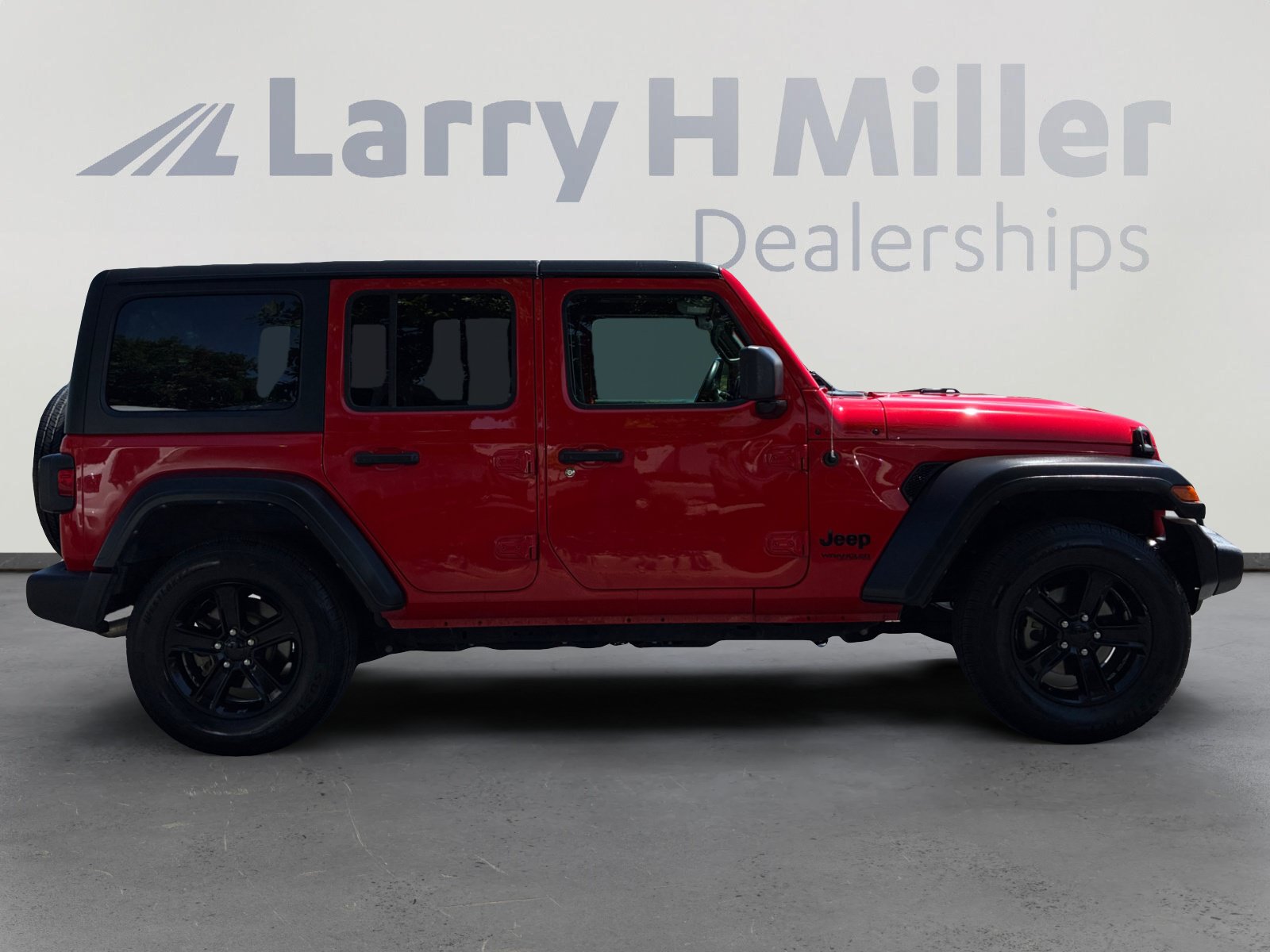 Used 2022 Jeep Wrangler Unlimited Sport AWD/4WD image 6