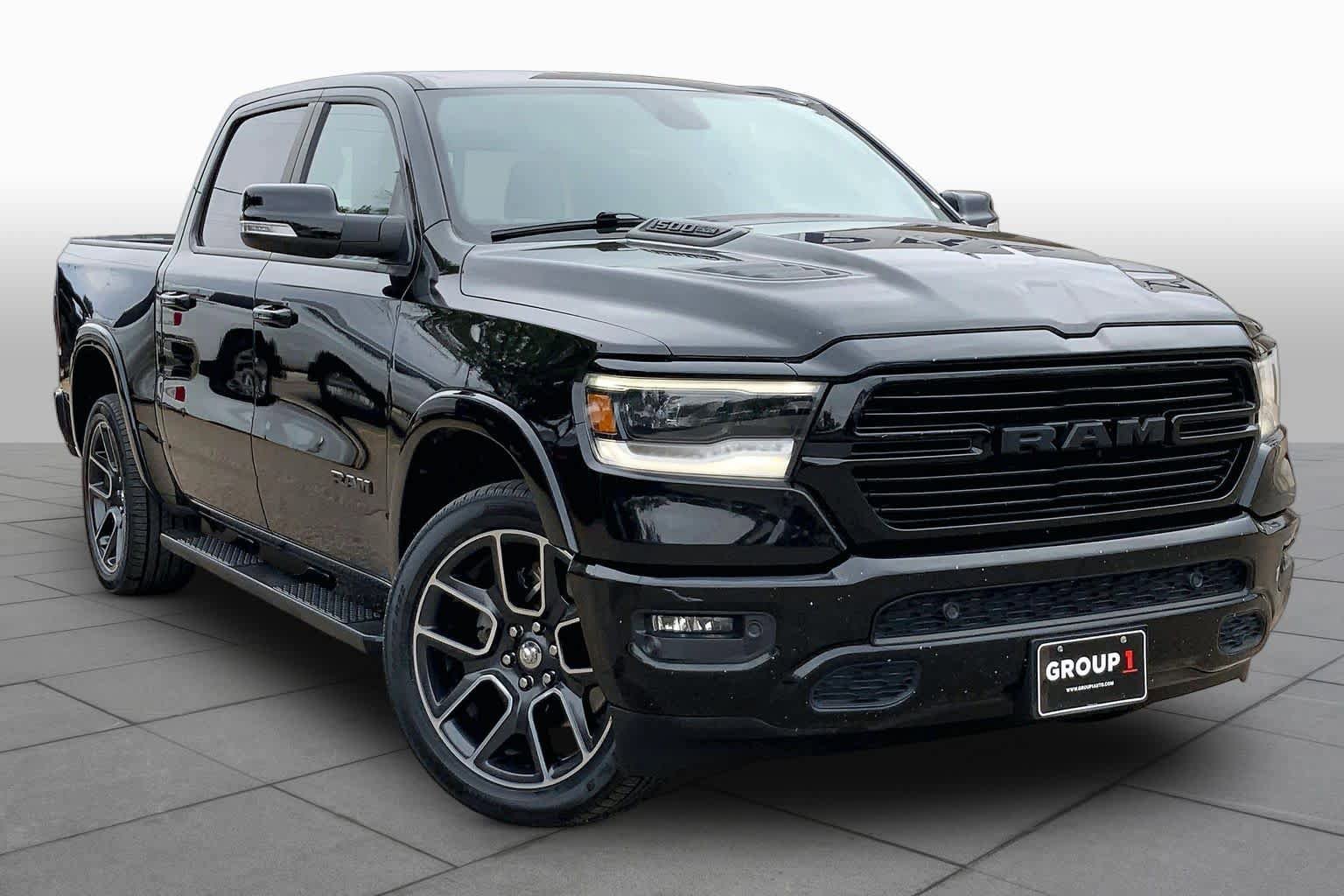 Used 2019 RAM 1500 Laramie AWD/4WD image 3