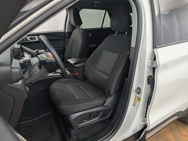Certified 2023 Ford Explorer XLT w/ Class IV Trailer Tow Package AWD/4WD image 8