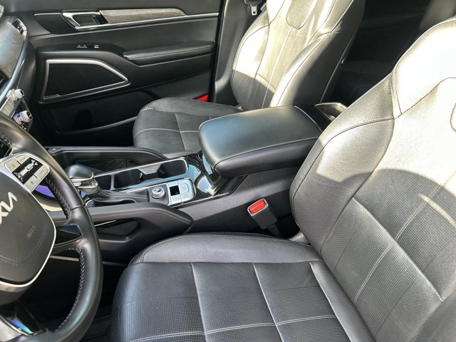 Used 2022 Kia Telluride EX w/ EX Premium Package FWD image 19