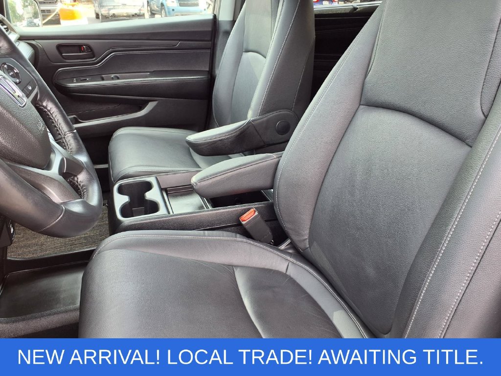 Used 2024 Honda Odyssey EX-L image 3