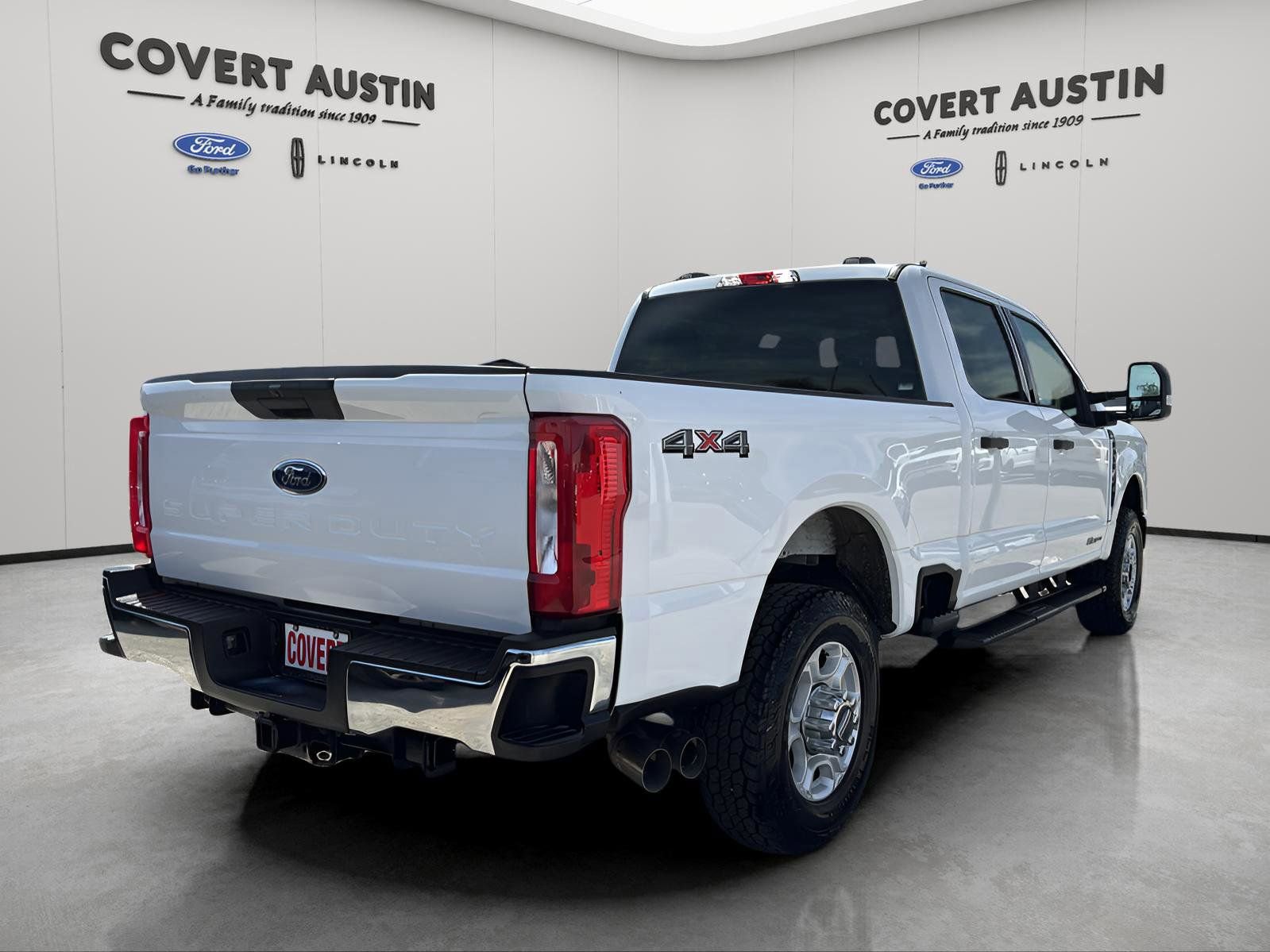 Certified 2025 Ford F350 XLT AWD/4WD image 5