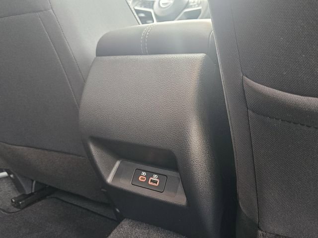 Used 2025 Nissan Altima 2.5 SV w/ SV Special Edition Package FWD image 17