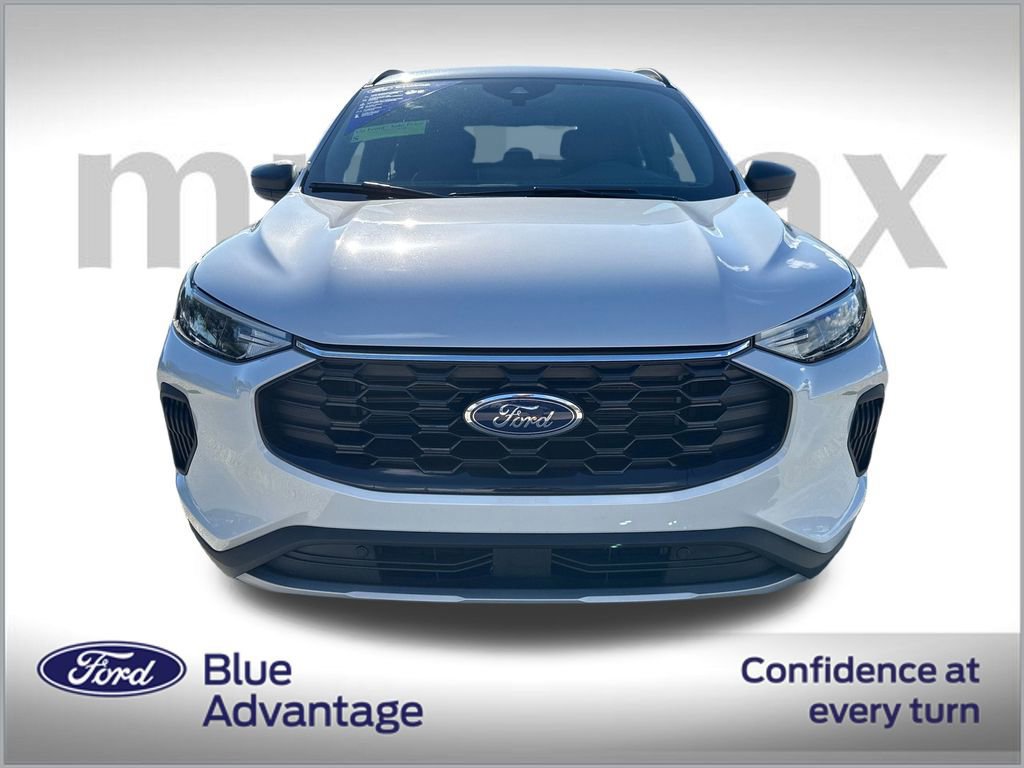 Certified 2025 Ford Escape ST-Line w/ Equipment Group 301A image 6