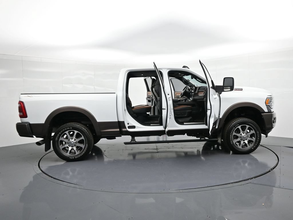 Used 2024 RAM 2500 Limited w/ Towing Technology Group AWD/4WD image 37