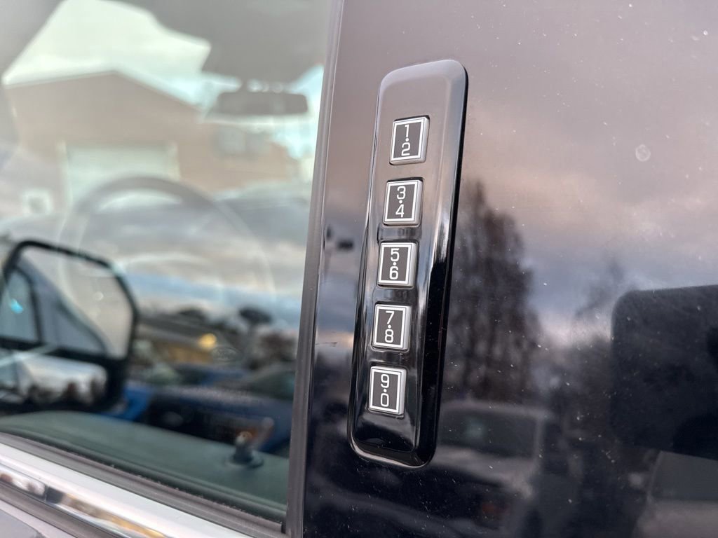 Certified 2023 Ford F350 Platinum w/ FX4 Off-Road Package image 17