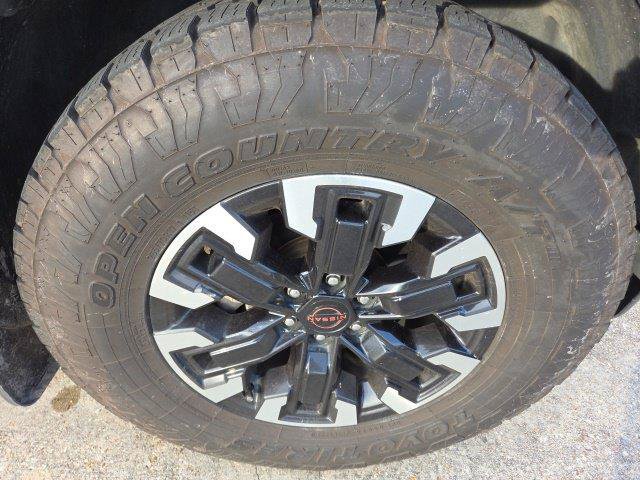 Used 2022 Nissan Frontier Pro-X RWD image 19