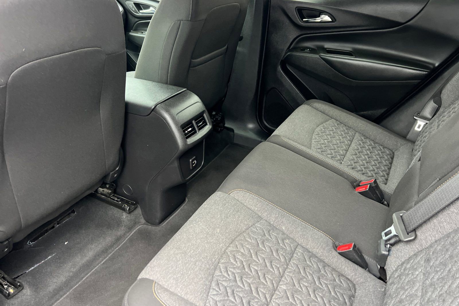 Used 2023 Chevrolet Equinox LT image 13